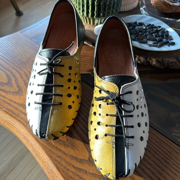 Volks Walkers Shoes - Volks Walkers US 8